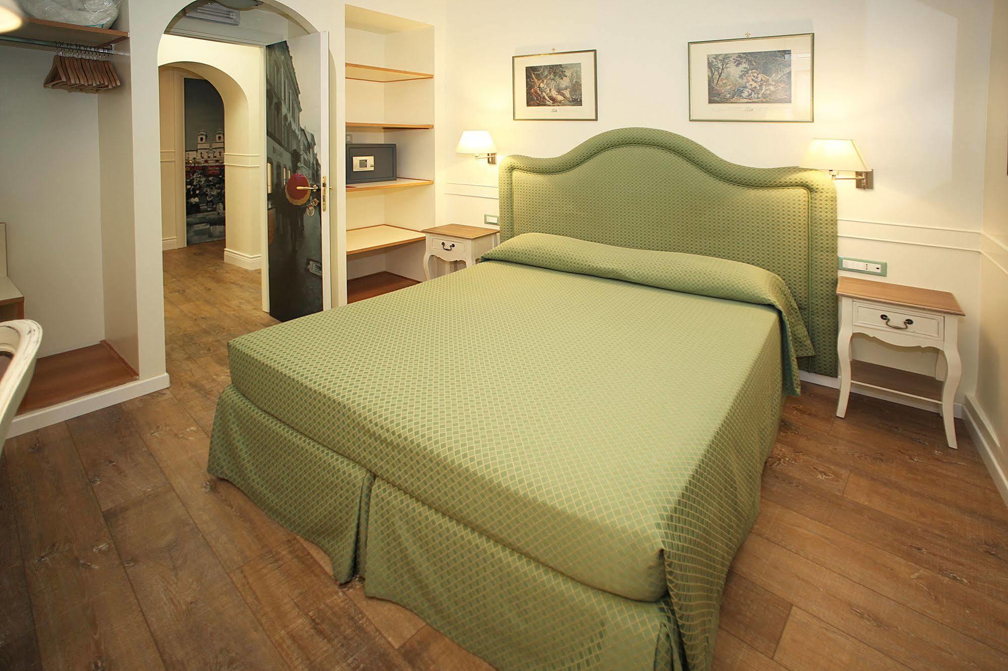 Residenza Ponte Sant'Angelo Hotel Roma Exterior foto
